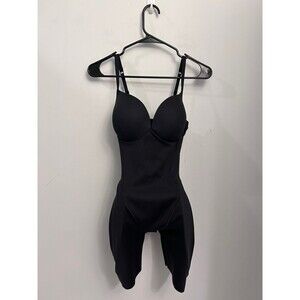 Skims  Ultimate Body Butt & Hip Enhancing Bodysuit onyx Medium New with Tags